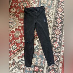 SPANX Women’s Medium raw hem Black distressed Ankle Skinny Jean